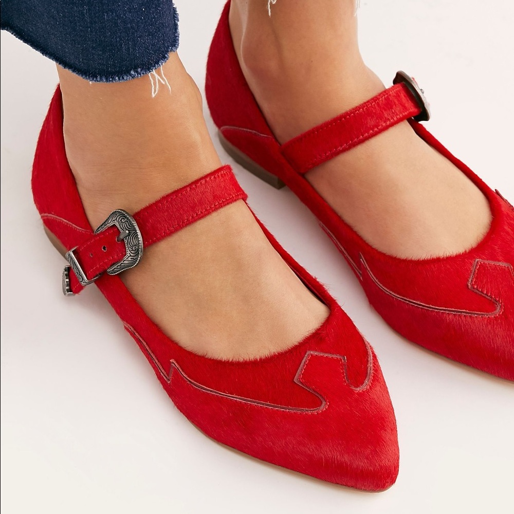 FREE PEOPLE / Matisse El Paso Red Cow Hair Western Flat